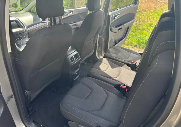 Ford S-Max cena 60900 przebieg: 136000, rok produkcji 2016 z Oleśnica małe 352
